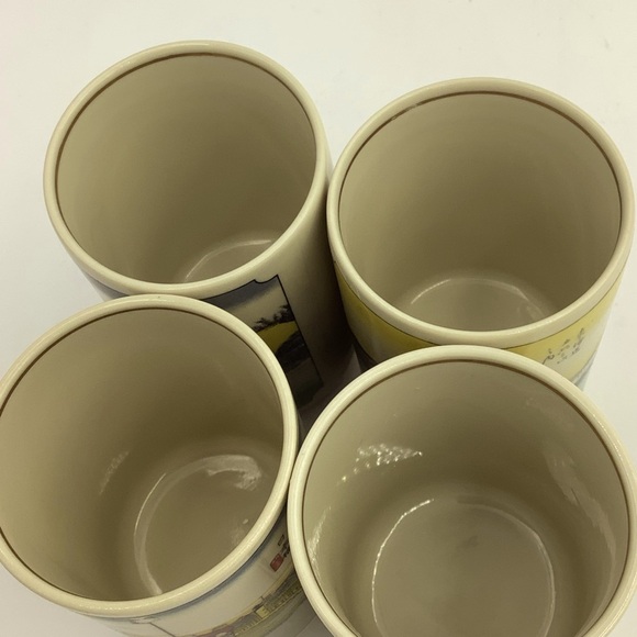 Four Japanese Scenes Sake Cups - Picture 12 of 13